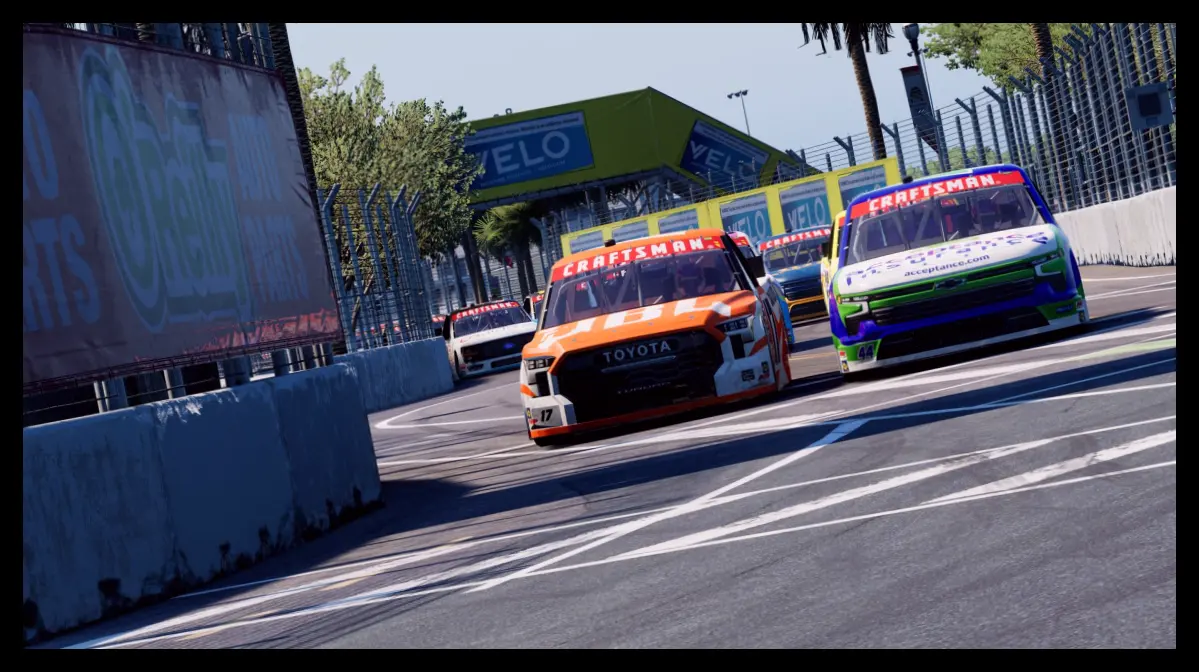 بررسی NASCAR 26: تجربه‌ای لذت‌بخش از مسابقات گردشی